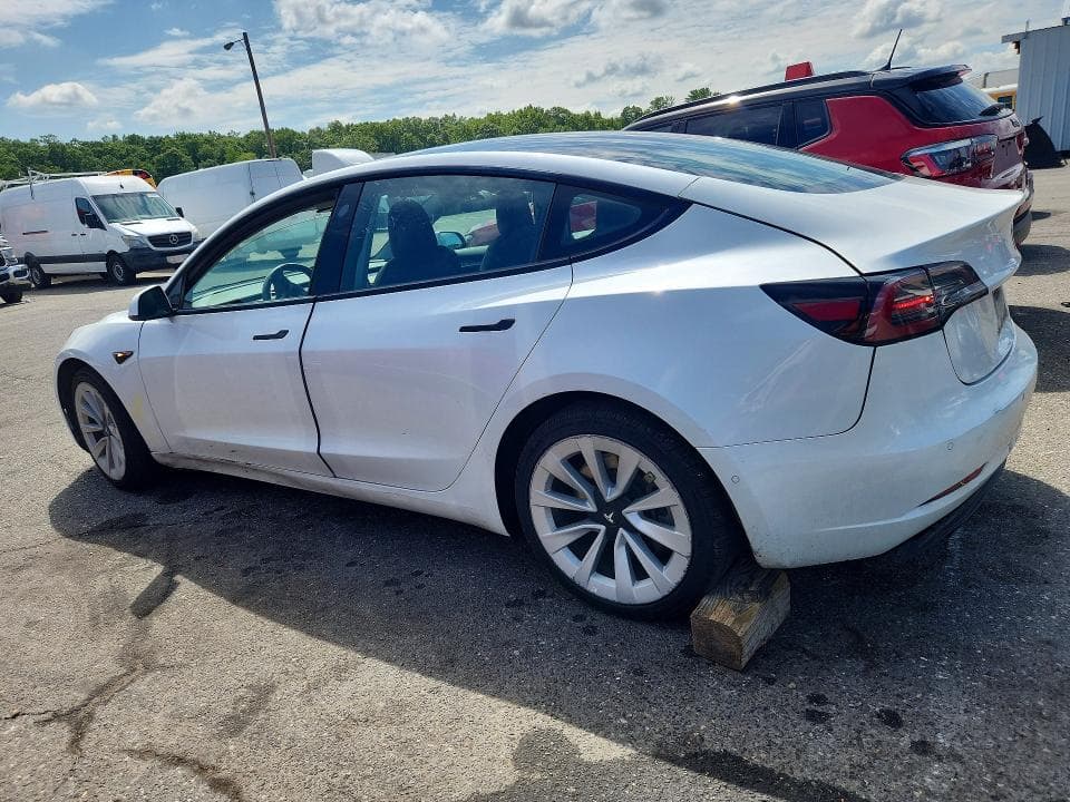 2022 TESLA MODEL 3 2