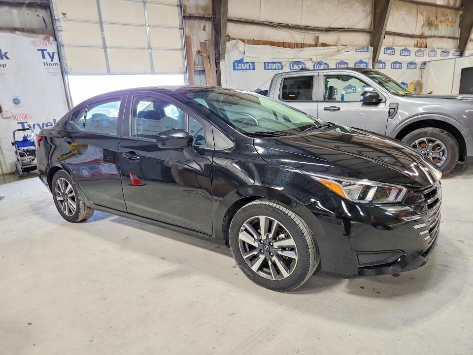 2023 NISSAN VERSA SV 4
