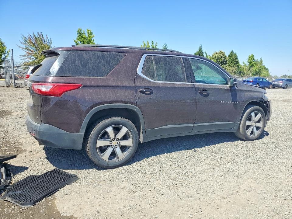 2021 CHEVROLET TRAVERSE LT 3
