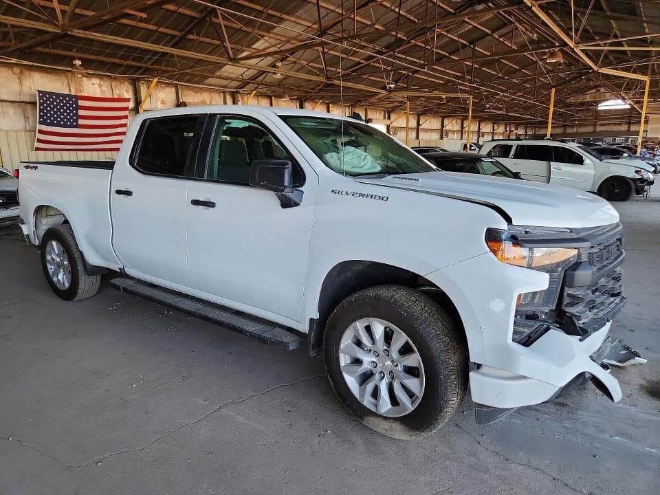 2026 CHEVROLET SILVERADO K1500 CUSTOM 4