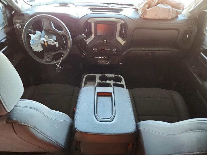 2026 CHEVROLET SILVERADO K1500 CUSTOM 8