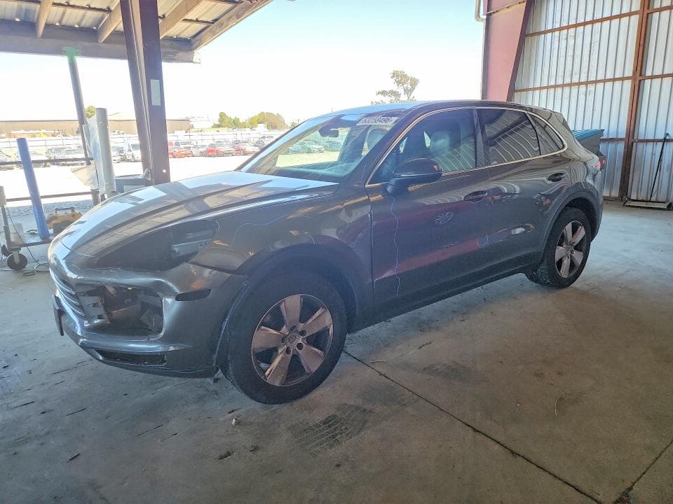 2019 PORSCHE CAYENNE - 1