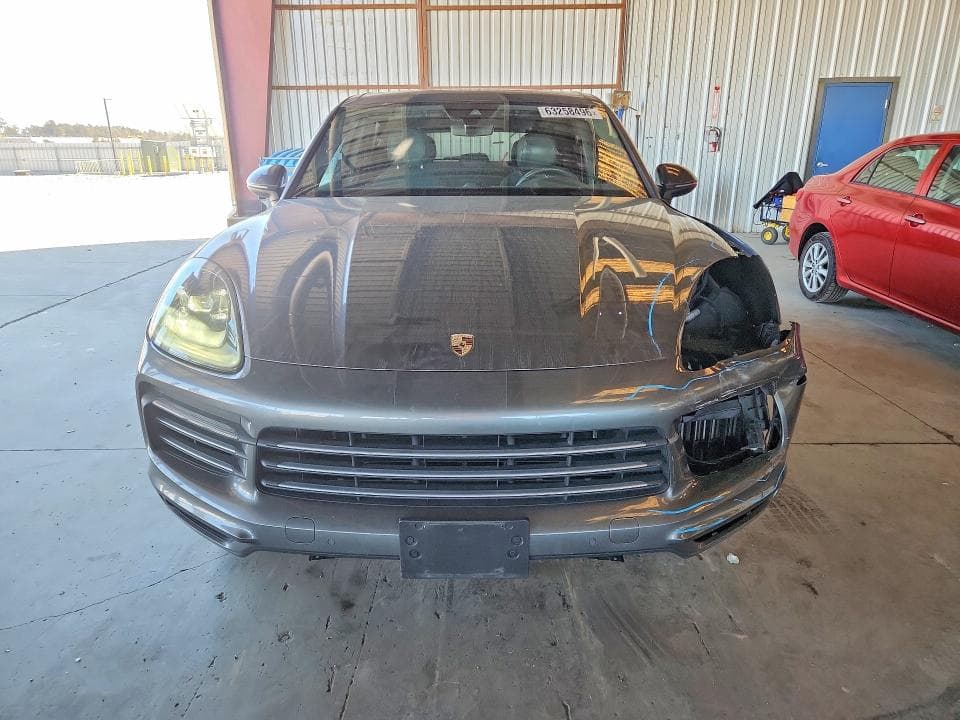 2019 PORSCHE CAYENNE 5