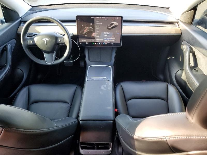 2021 TESLA MODEL Y 8