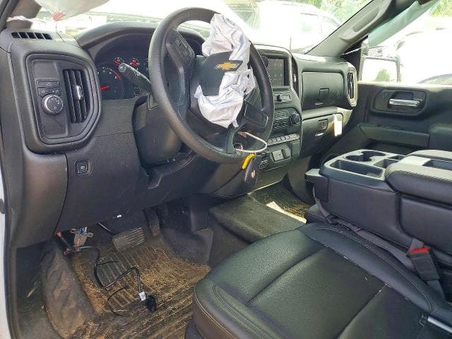 2025 CHEVROLET SILVERADO C2500 HEAVY DUTY 8