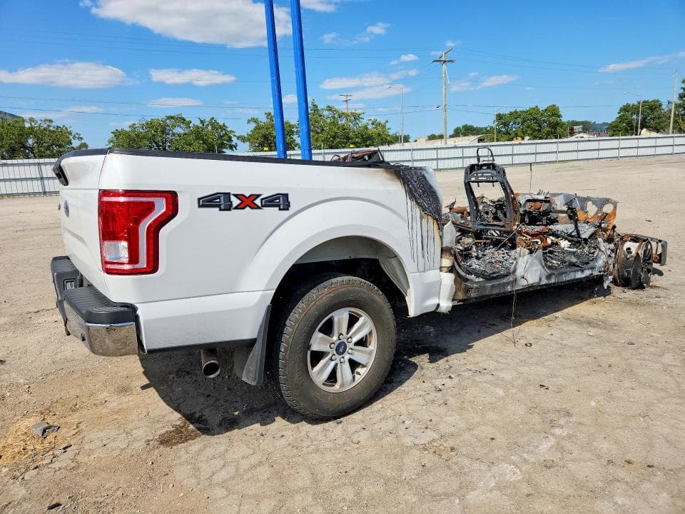 2017 FORD F150 SUPERCREW 5