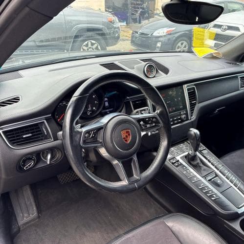 2017 PORSCHE MACAN GTS 9