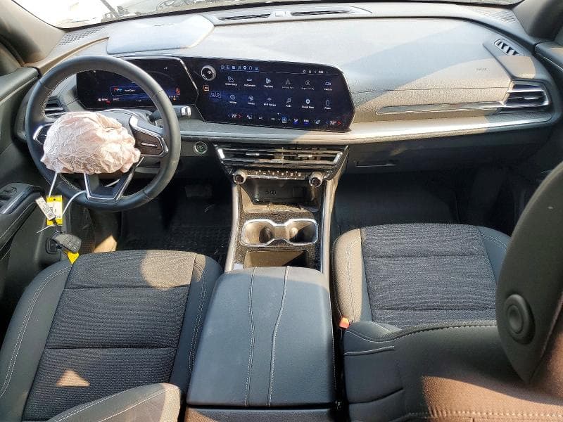 2025 CHEVROLET TRAVERSE LT 8