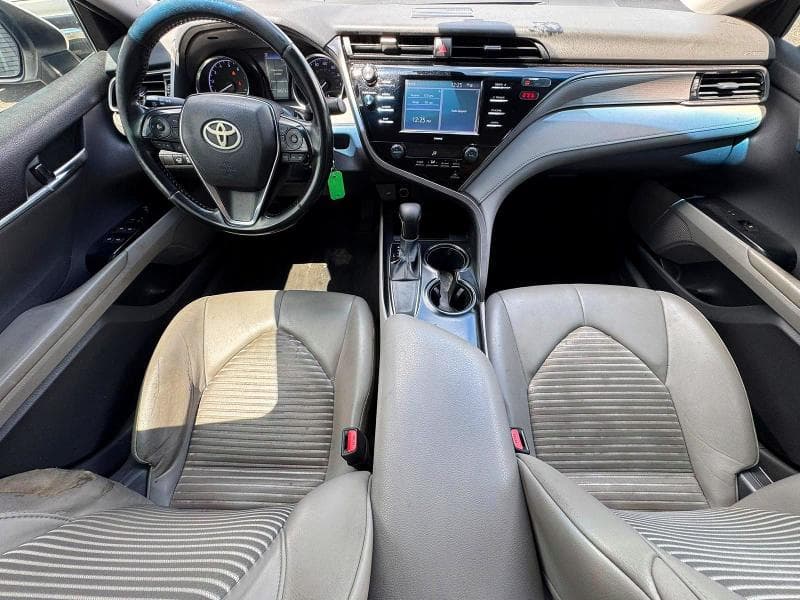2020 TOYOTA CAMRY SE 9