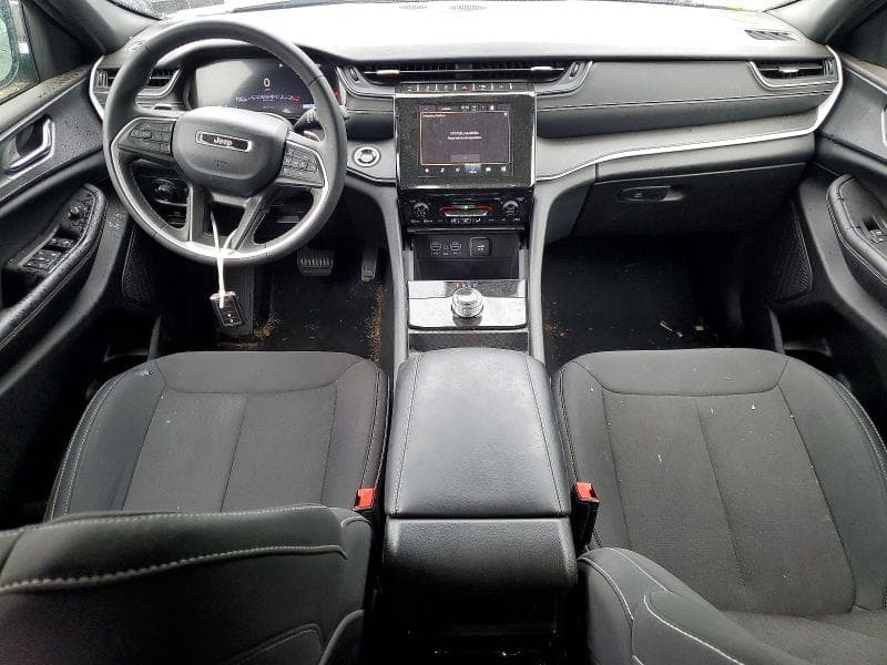 2024 JEEP GRAND CHEROKEE LAREDO 8