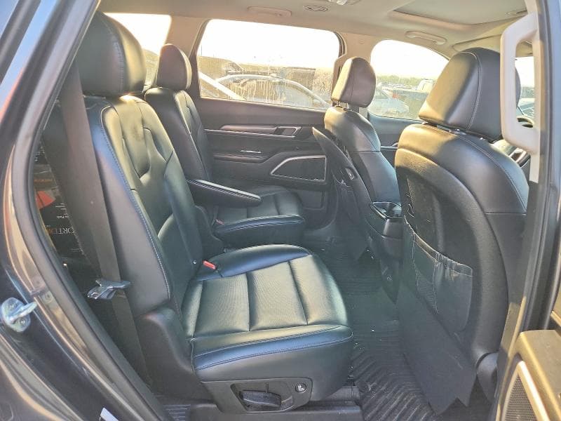2022 KIA TELLURIDE S 10