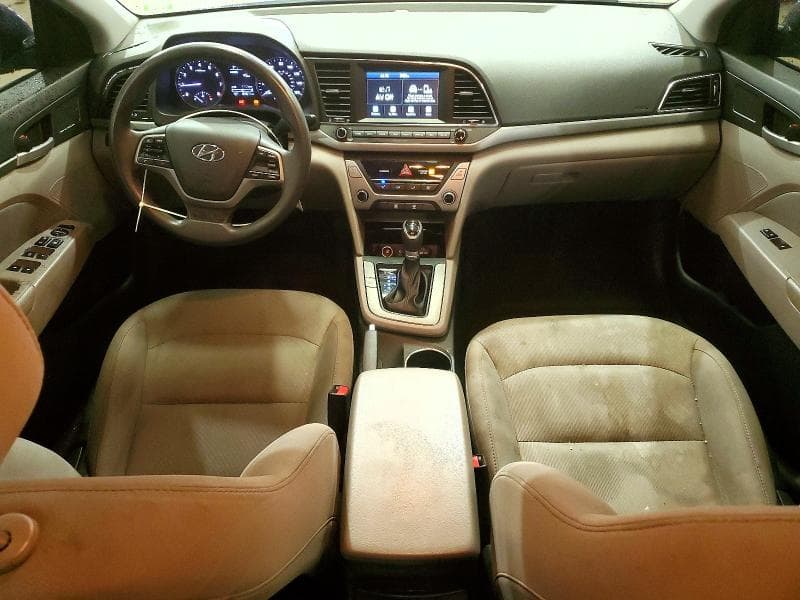2017 HYUNDAI ELANTRA SE 8