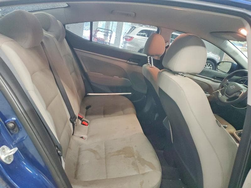 2017 HYUNDAI ELANTRA SE 10