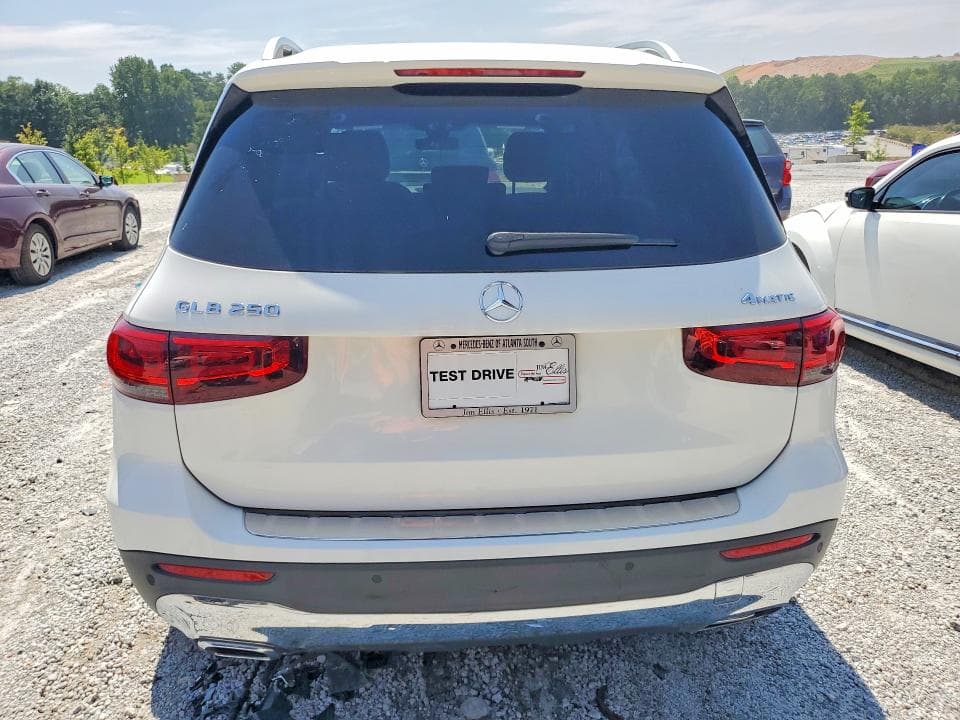 2020 MERCEDES-BENZ GLB 250 4MATIC 6