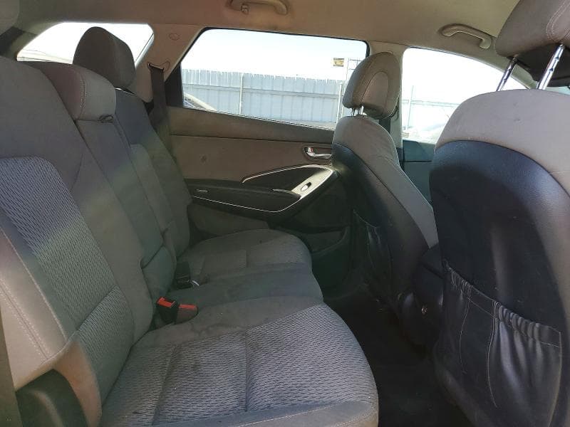 2019 HYUNDAI SANTA FE XL SE 11