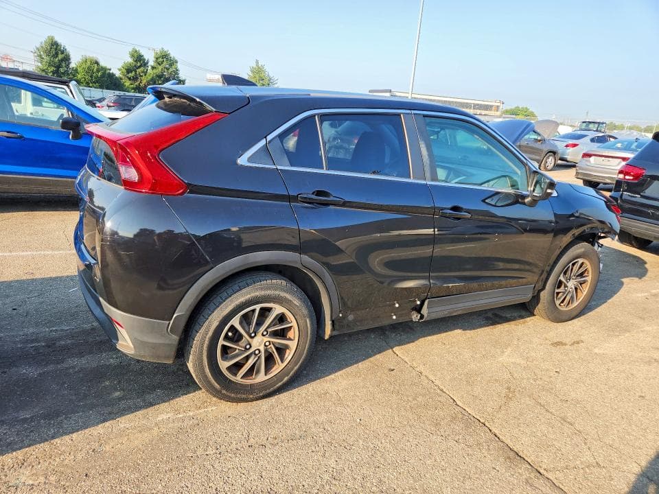 2020 MITSUBISHI ECLIPSE CROSS ES 3