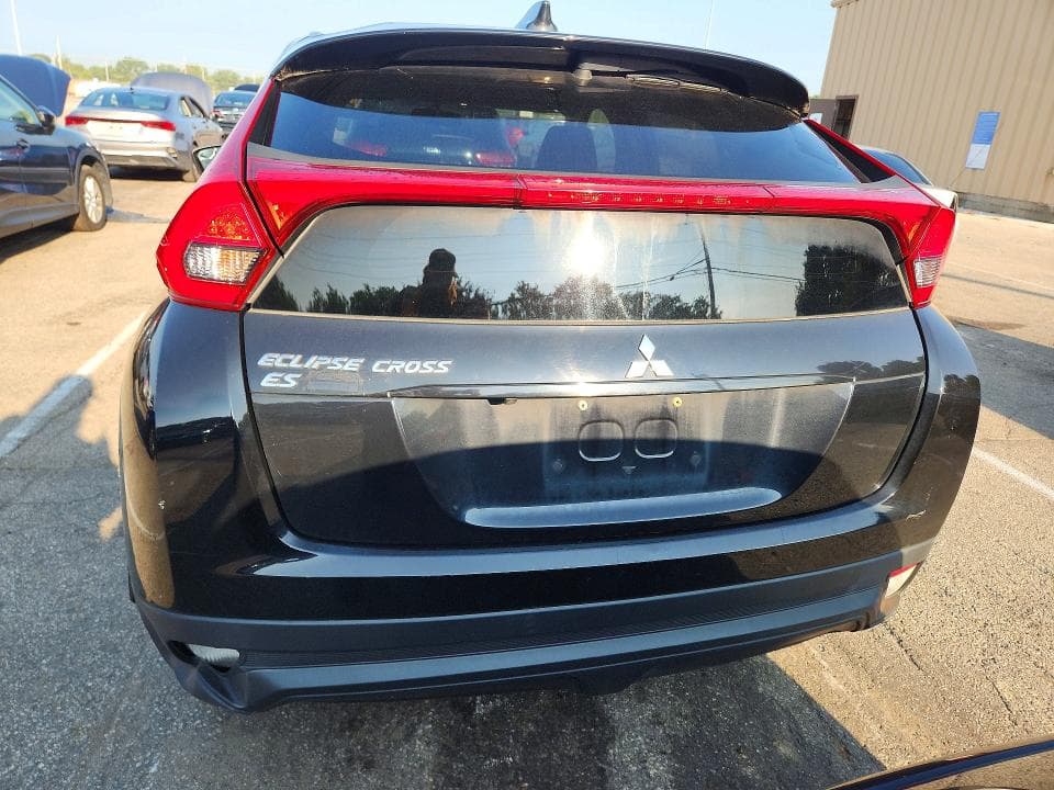 2020 MITSUBISHI ECLIPSE CROSS ES 6