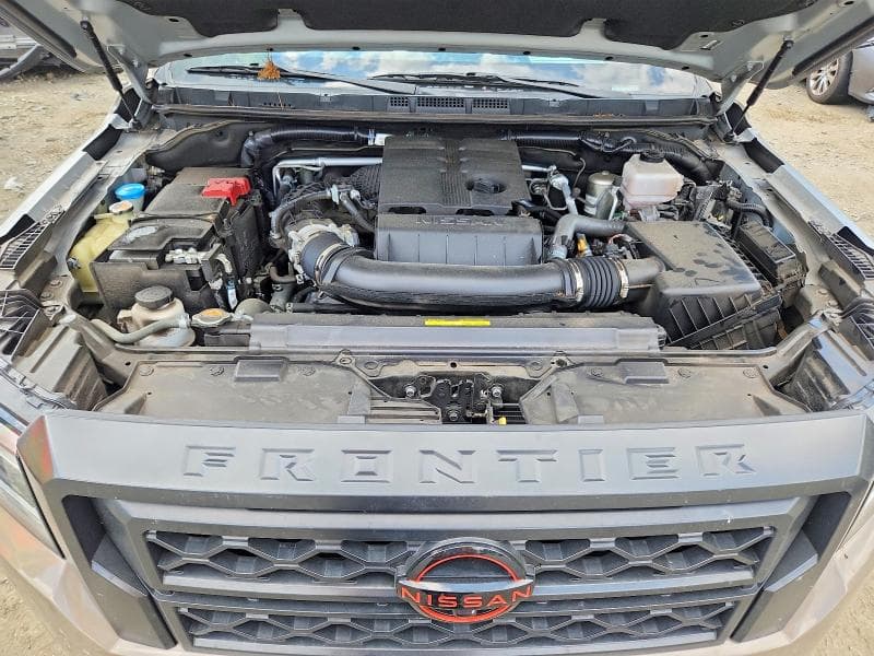 2024 NISSAN FRONTIER PRO-X 11