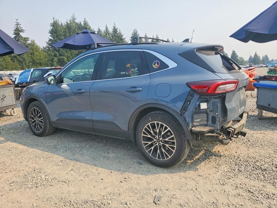 2023 FORD ESCAPE 2
