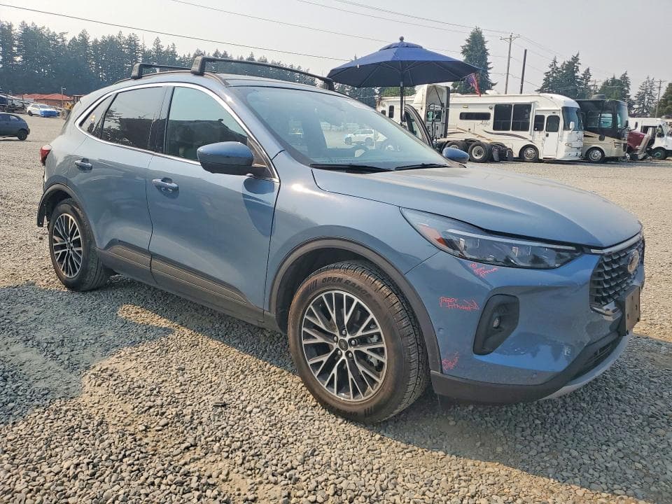 2023 FORD ESCAPE 4