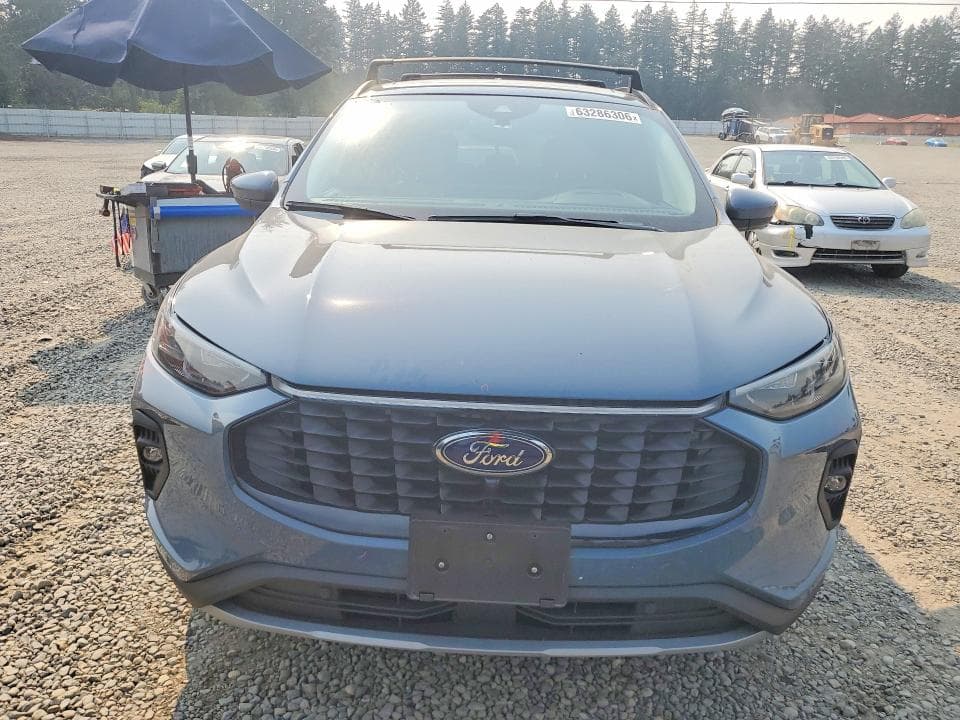 2023 FORD ESCAPE 5