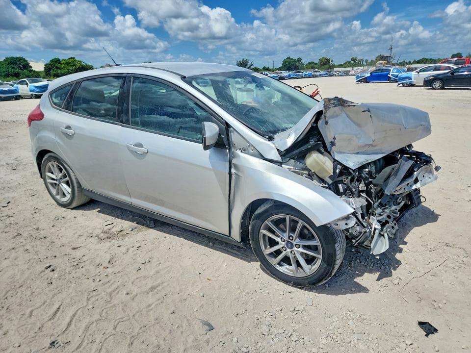 2018 FORD FOCUS SE 4
