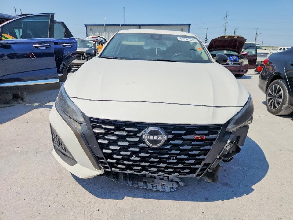 2023 NISSAN ALTIMA SR 5