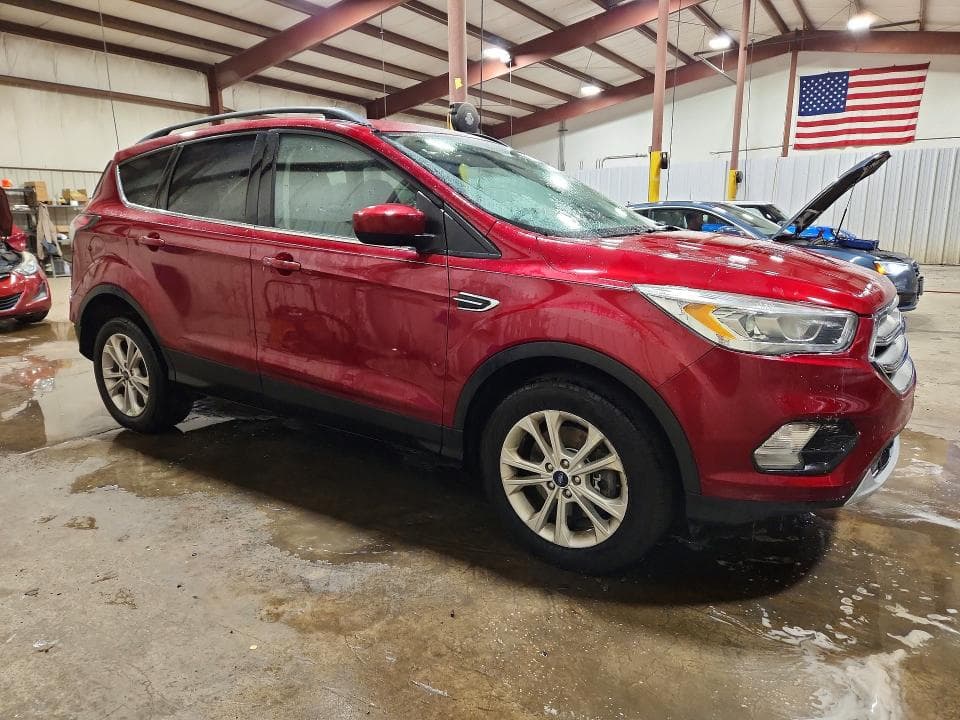 2017 FORD ESCAPE SE 4
