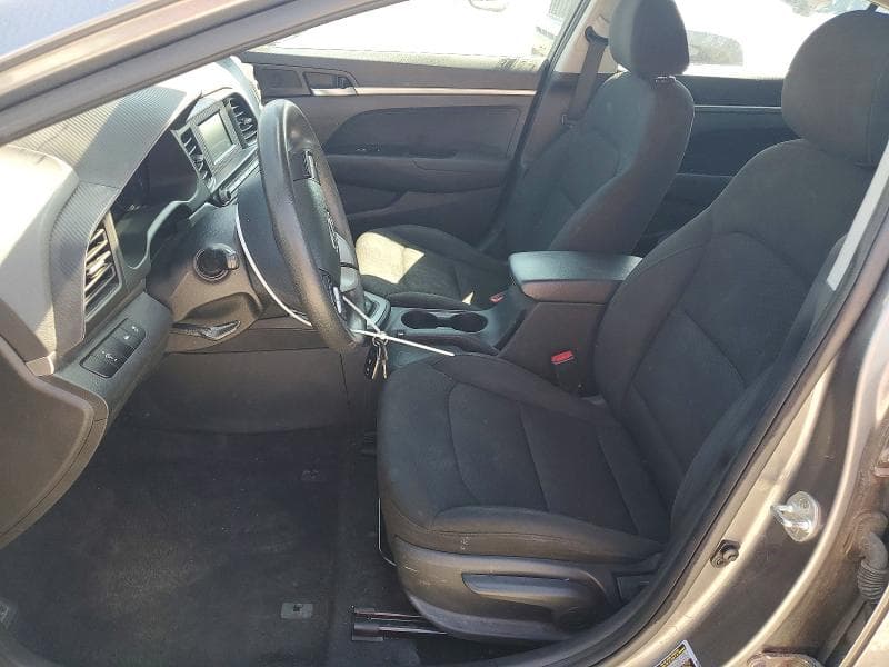 2020 HYUNDAI ELANTRA SE 7