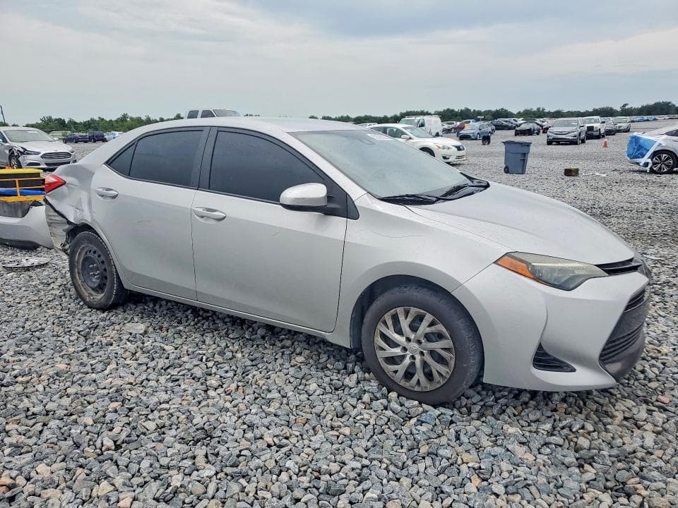 2018 TOYOTA COROLLA LE 4