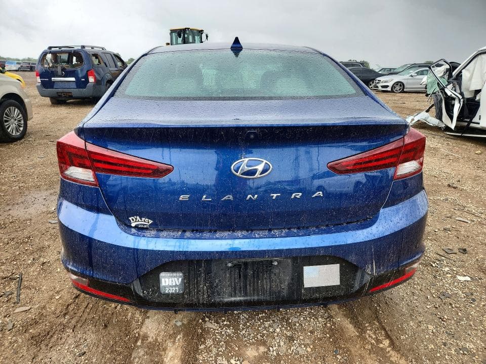 2020 HYUNDAI ELANTRA SEL 6