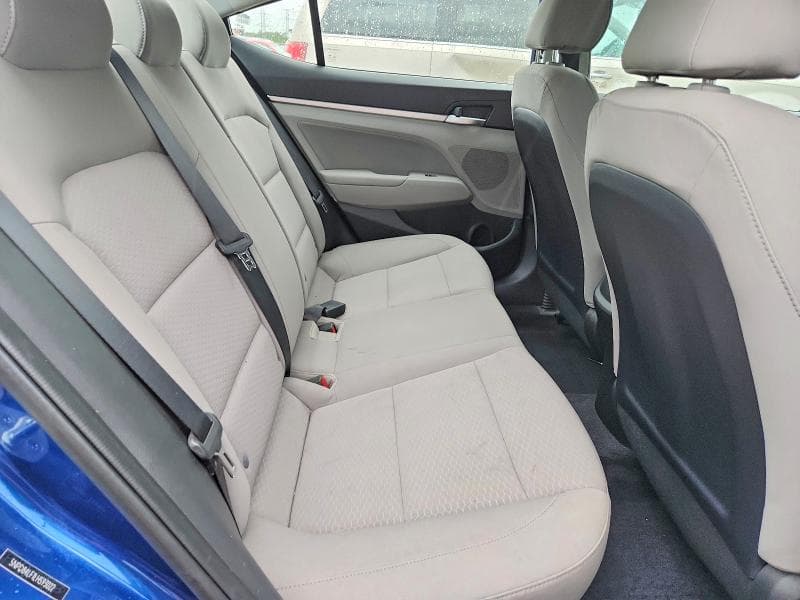 2020 HYUNDAI ELANTRA SEL 10