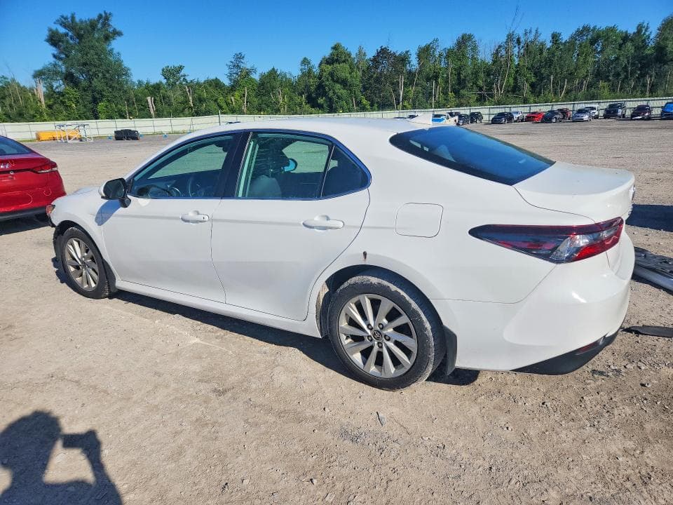 2023 TOYOTA CAMRY LE 2