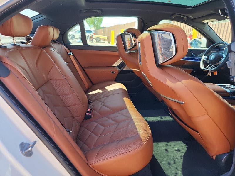 2026 BMW 740 I 10