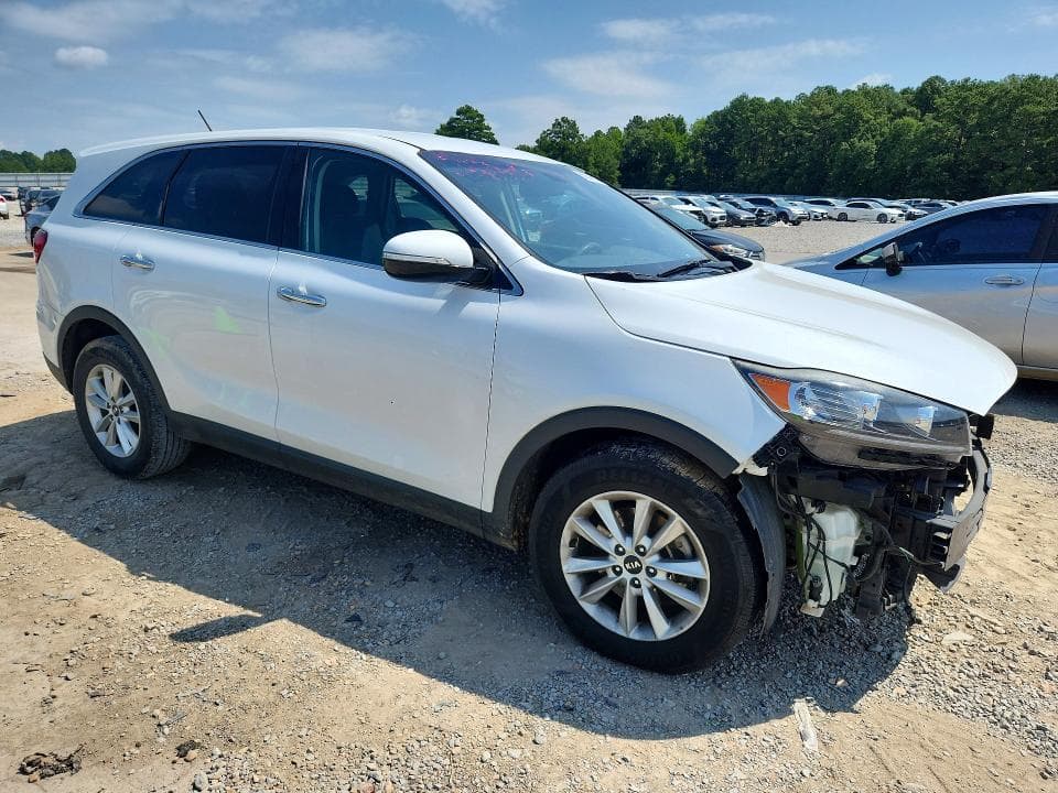 2019 KIA SORENTO LX V6 4