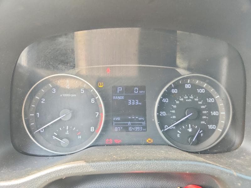 2017 HYUNDAI ELANTRA SE 9