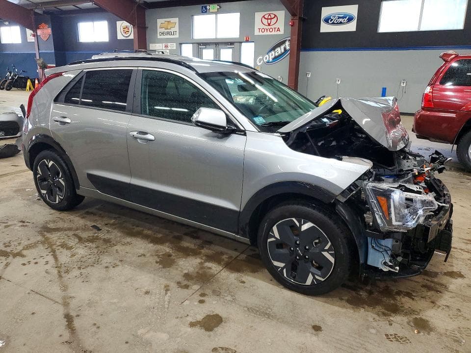 2023 KIA NIRO WIND 4