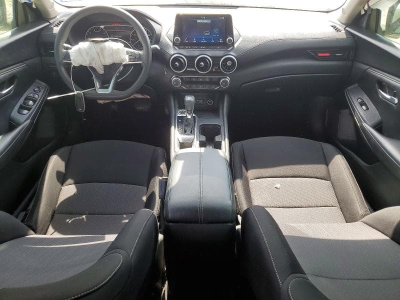 2024 NISSAN SENTRA SV 8