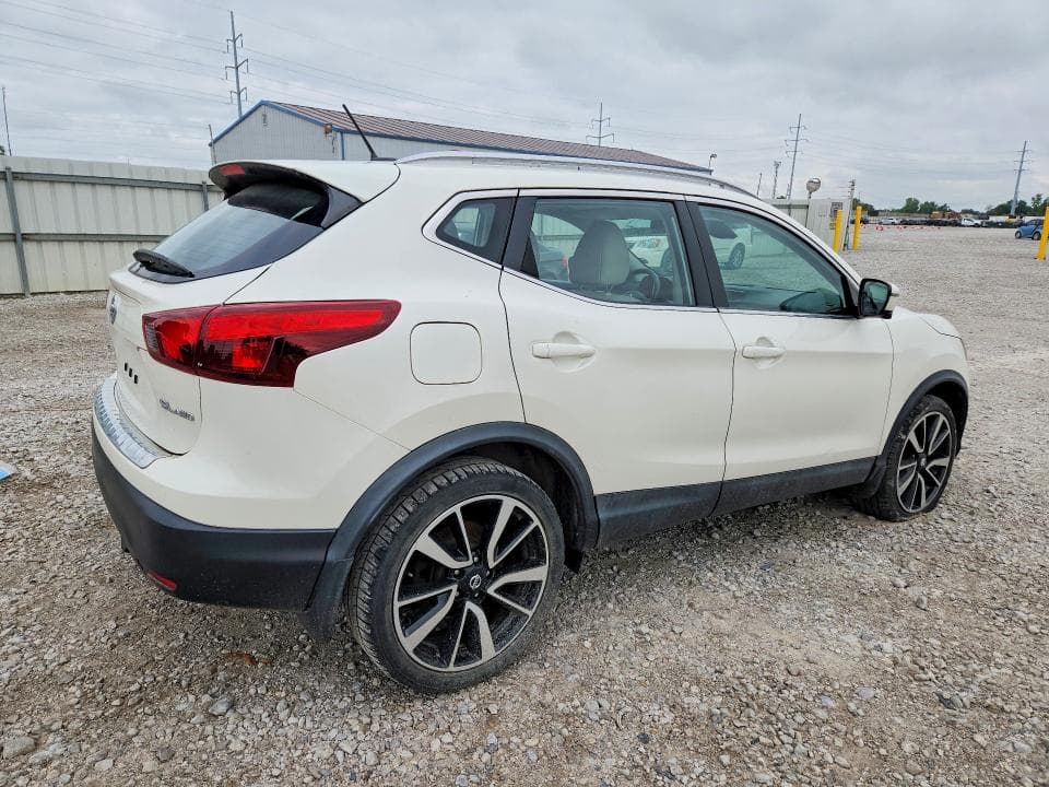 2018 NISSAN ROGUE SPORT SL 3