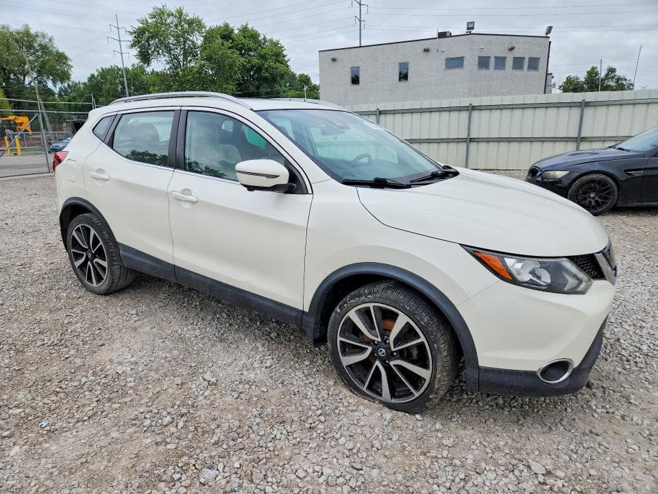 2018 NISSAN ROGUE SPORT SL 4