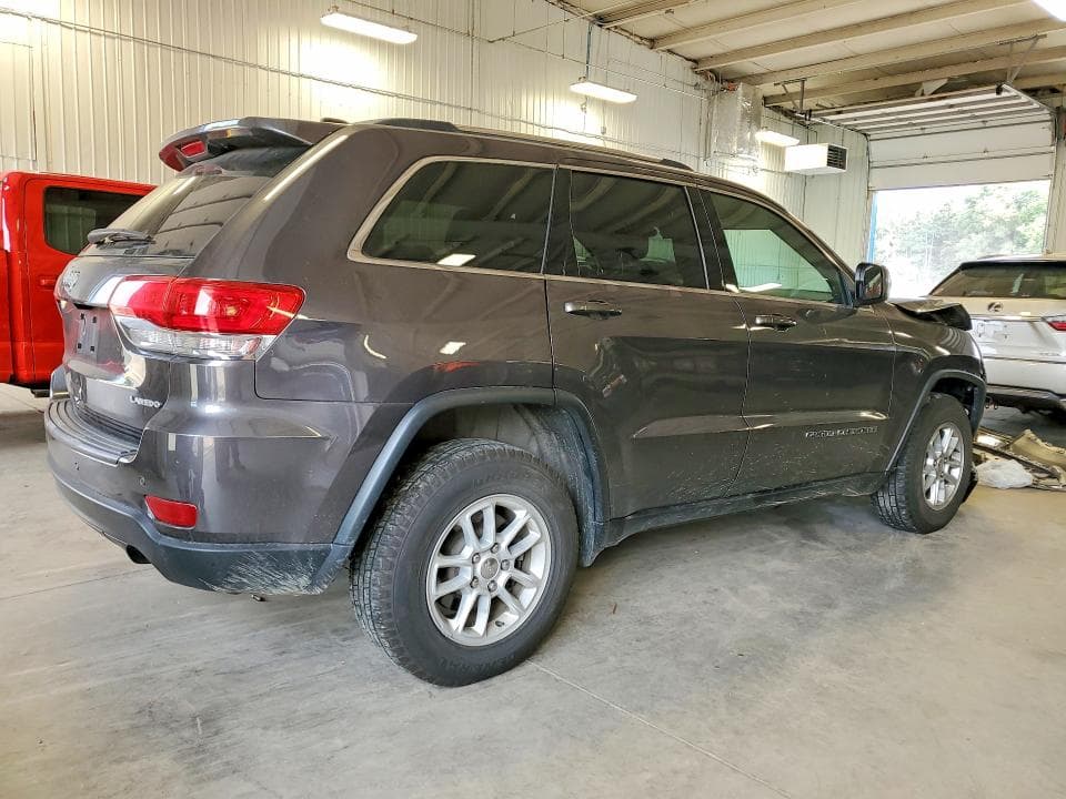 2018 JEEP GRAND CHEROKEE LAREDO 3