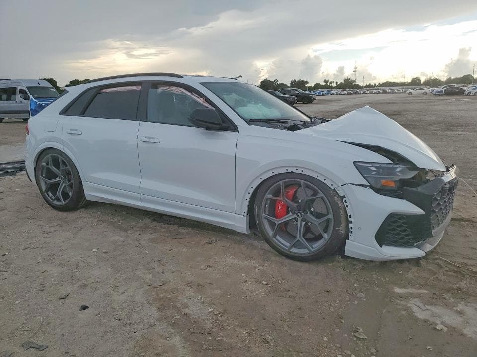 2026 AUDI RS Q8 4