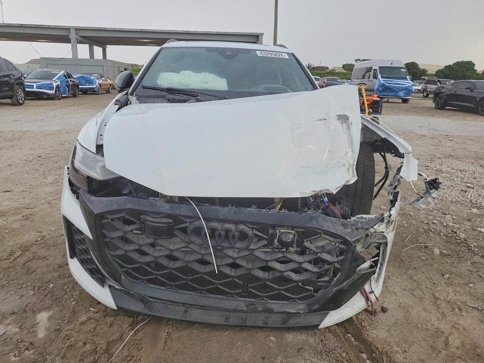 2026 AUDI RS Q8 5