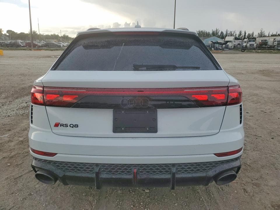 2026 AUDI RS Q8 6