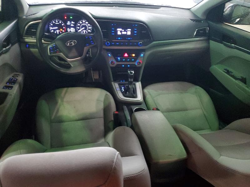 2018 HYUNDAI ELANTRA SE 8