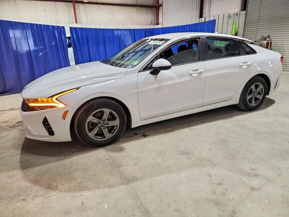 2021 KIA K5 LXS - 1