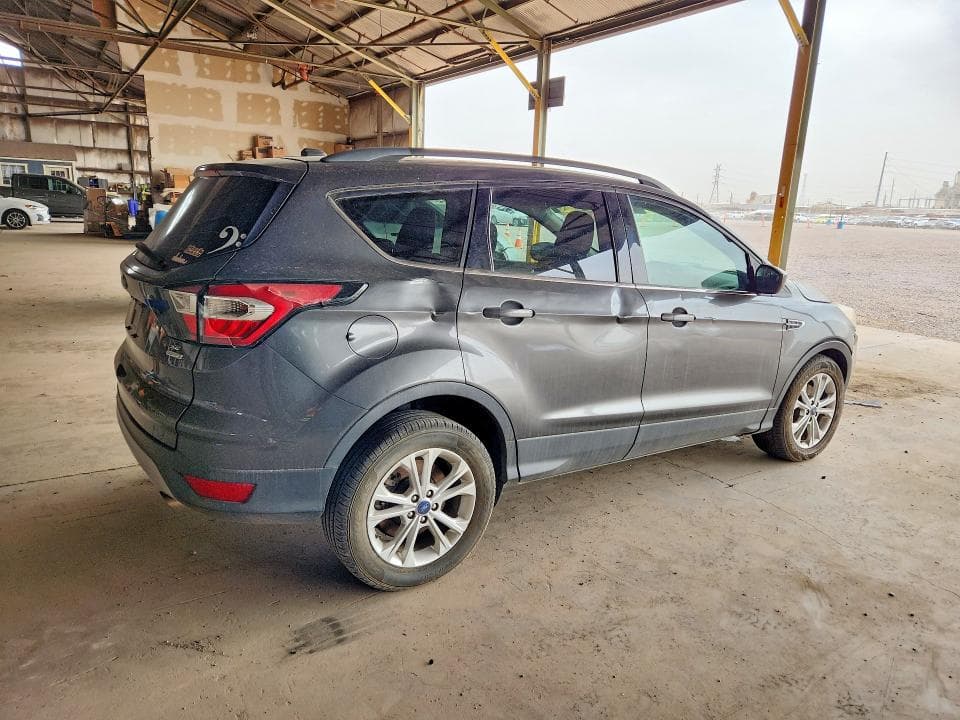 2018 FORD ESCAPE SE 3