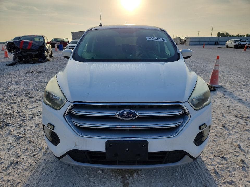 2017 FORD ESCAPE SE 5