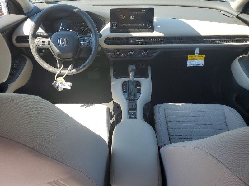 2025 HONDA HR-V LX 8