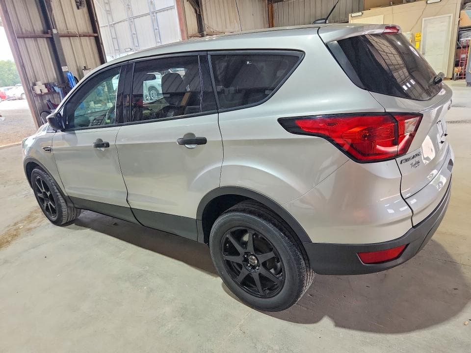 2019 FORD ESCAPE S 2
